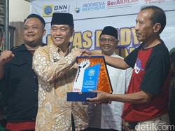 Sosialisasi Bahaya Narkoba di Kapas Madya Surabaya