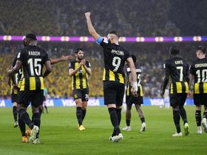 Video: Benzema-Kante Bantu Al Ittihad Libas Al Ettifaq 4-0 Video: Benzema-Kante Bantu Al Ittihad Libas Al Ettifaq 4-0