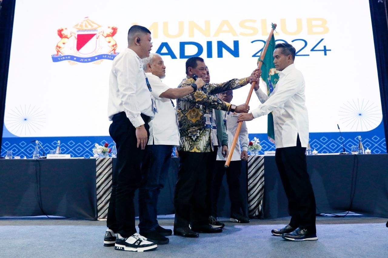 Anindya Bakrie telah ditetapkan sebagai Ketua Umum Kamar Dagang Industri (Kadin) Indonesia hasil Musyawarah Luar Biasa (Munaslub) yang digelar pada Sabtu lalu (14/9/2024). (Dok. Linkedin/anindyabakrie)