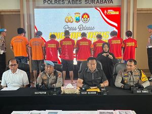 10 Bandit Jalanan Pelaku Pencurian Motor-Mobil di Surabaya Diringkus 10 Bandit Jalanan Pelaku Pencurian Motor-Mobil di Surabaya Diringkus