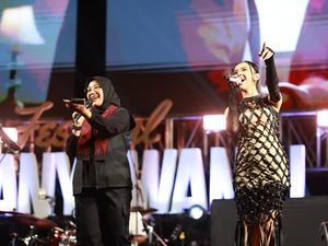 Meriahnya Festival Musik Tepi Pantai Banyuwangi Hadirkan Lyodra-NDX AKA Meriahnya Festival Musik Tepi Pantai Banyuwangi Hadirkan Lyodra-NDX AKA
