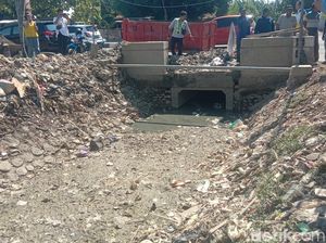 Petani Indramayu Terancam Gagal Panen gegara Gorong-gorong Tersumbat