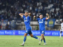 Persib Melaju ke Puncak Juara Setelah Mengalahkan PSS dengan Menggembirakan