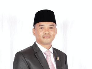 Partai Gerindra Tunjuk Lalu Wirajaya Jadi Wakil Ketua DPRD NTB 2024-2029 Partai Gerindra Tunjuk Lalu Wirajaya Jadi Wakil Ketua DPRD NTB 2024-2029