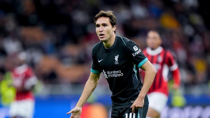 Federico Chiesa of Liverpool FC looks on during the UEFA Champions League 2024/25 League Phase MD1 match between AC Milan and Liverpool FC at Stadio San Siro on September 17, 2024 in Milan, Italy. (Photo by Giuseppe Maffia/NurPhoto via Getty Images)
