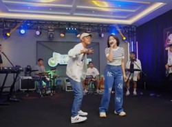 Lirik Lagu Saktenane Duet Aftershine ft Dinda Teratu, Trending!