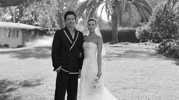 Intip Dekorasi Pernikahan Brooke Sansone dan Charlie Puth di Rumah Orangtuanya