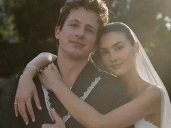 Potret Bahagia Pernikahan Charlie Puth dengan Brooke Sansone