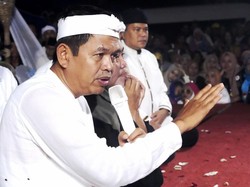 Usai Dilantik Jadi Gubernur, Dedi Mulyadi Pecat Kepala SMAN 6 Depok!