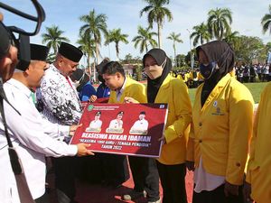 Program 1.000 Guru Sarjana ala Bupati Kukar Edi untuk Tingkatkan Pendidikan