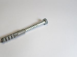 Siapa Penemu Fischer, Benda Kecil yang Bikin Sekrup Kokoh Nancap di Dinding Siapa Penemu Fischer, Benda Kecil yang Bikin Sekrup Kokoh Nancap di Dinding