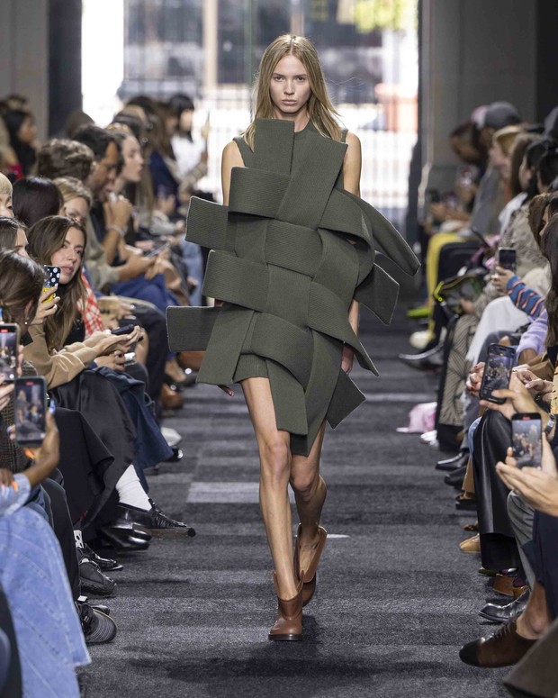 JW Anderson/Women’s Spring Summer 2025/Foto: jwanderson.com