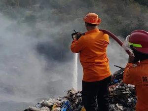 Walkot Duga Ada 4 Titik Api di Kebakaran TPSA Bagendung Cilegon