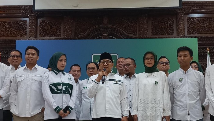 Ketum PKB Cak Imin Umumkan Pengurus PKB Ketum PKB Cak Imin Umumkan Pengurus PKB