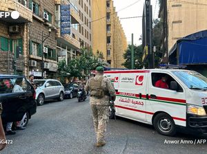 Lebanon Mencekam Seusai Serangan Bom Pager, Ambulans Meraung-Raung