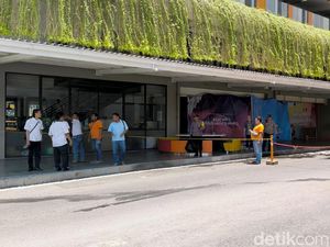 Isi Pesan Terakhir Mahasiswi UC yang Bunuh Diri Lompat dari Lantai 22 Isi Pesan Terakhir Mahasiswi UC yang Bunuh Diri Lompat dari Lantai 22