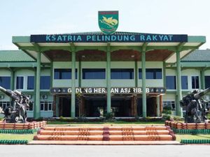 Aparat Bebaskan Pekerja yang Disandera OPM di Puncak Papua Tengah Aparat Bebaskan Pekerja yang Disandera OPM di Puncak Papua Tengah