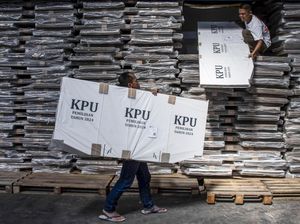 Melihat Logistik Pilkada di Gudang KPU Bandung Barat
