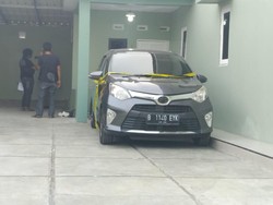 Polisi Amankan Botol Minuman Keras dari TKP Perampokan Maut di Bogor