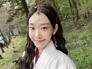 Adegan Panas Oh Ha Nee di Queen Woo Dapat Pujian Adegan Panas Oh Ha Nee di Queen Woo Dapat Pujian
