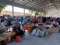 Para Pedagang Pasar Pagi Menolak Dipindah ke Pasar Tumenggungan