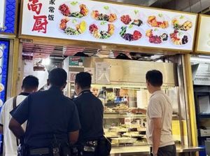 Pemilik Kedai Ini Panggil Polisi Gegara Turis Ogah Bayar Sebelum Makan