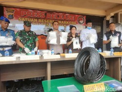 PMI Gagal Bawa 2 Ban Motor Berisi 8 Kg Sabu dari Malaysia ke Madura