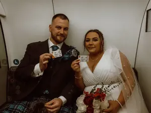 Sederhana! Pengantin Ini Pilih Rayakan Pernikahan di Supermarket Sederhana! Pengantin Ini Pilih Rayakan Pernikahan di Supermarket