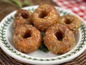 Resep Kuih Keria Gula Melaka Malaysia, Lembut Legit Untuk Camilan