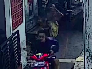 Viral Ponsel Nenek-nenek Dijambret di Klender Jaktim, Pelaku Ditangkap