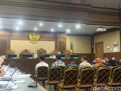 Saksi Ungkap Pemasok Bijih Timah ke Smelter Swasta yang Diwakili Harvey Moeis