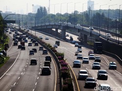 835 Ribu Kendaraan Tinggalkan Jakarta Via Tol Jelang Natal-Tahun Baru