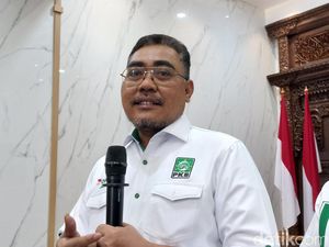 Jazilul Sebut Isu Muktamar Tandingan PKB Tutup Buku: SK Sudah Turun Jazilul Sebut Isu Muktamar Tandingan PKB Tutup Buku: SK Sudah Turun