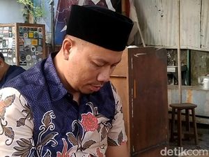 Vicky Prasetyo Minta Maaf Kalah di Pilkada Pemalang Vicky Prasetyo Minta Maaf Kalah di Pilkada Pemalang