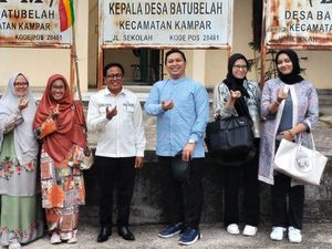 Dosen FH Unri Bimbing Kades di Kampar Rumuskan Perdes Pertanahan Dosen FH Unri Bimbing Kades di Kampar Rumuskan Perdes Pertanahan