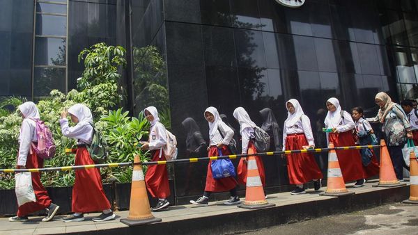 Semangat Siswa SD Kunjungi Gedung KPK Belajar Antikorupsi