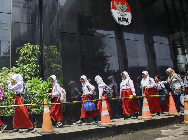 Semangat Siswa SD Kunjungi Gedung KPK Belajar Antikorupsi