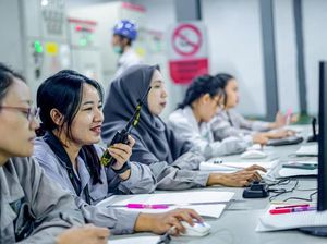 PT GNI Dukung Perempuan dalam Berkarier di Smelter
