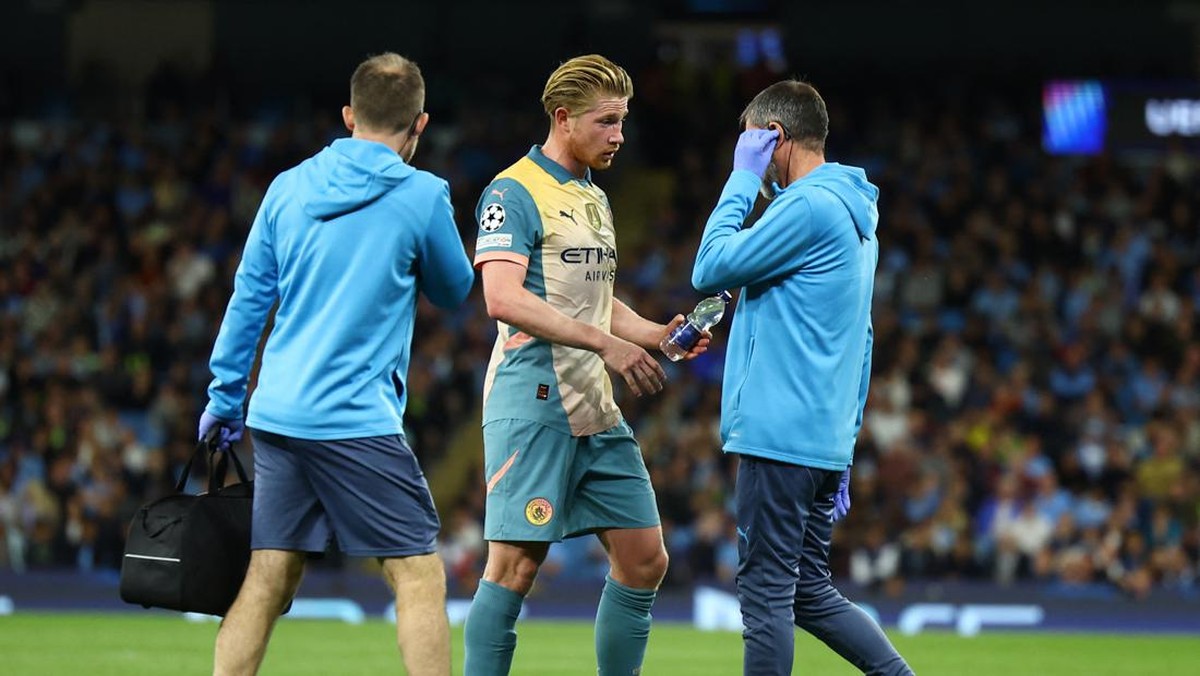 Kevin De Bruyne cedera, absen lawan Arsenal? (REUTERS/Molly Darlington)