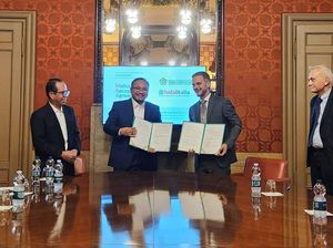 Menag Yaqut Teken MRA Jaminan Produk Halal Pertama di Eropa