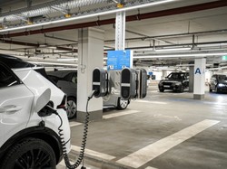 Kantor-Hotel di China Larang Mobil Listrik Parkir di Basement, Demi Alasan Keamanan