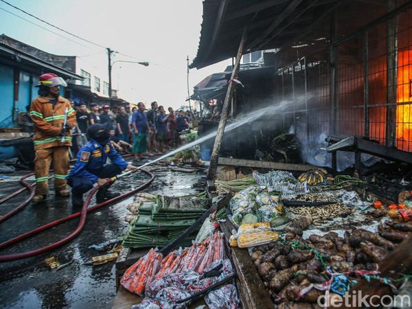 Pasar Tambun Bekasi Kebakaran