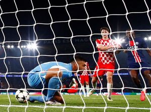 Kiper Girona Paulo Gazzaniga: From Hero to Zero