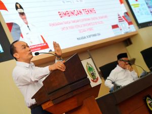 Pj Gubernur Sulsel Ungkap Manfaat Tanda Tangan Elektronik untuk Kepsek