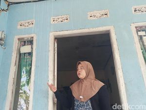 Rumah Susi Susanti Retak Akibat Guncangan Gempa Bandung