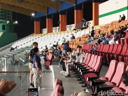 Shin Tae-yong Tonton Laga Persib Vs Port FC