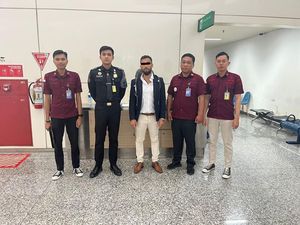 Sejoli WN Spanyol-Kolombia Dideportasi gegara Kerap Tak Bayar Makan-Penginapan Sejoli WN Spanyol-Kolombia Dideportasi gegara Kerap Tak Bayar Makan-Penginapan