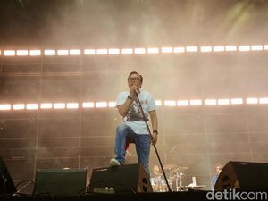 Ari Lasso-Boomerang Guncang Panggung Pestapora 2024 Ari Lasso-Boomerang Guncang Panggung Pestapora 2024