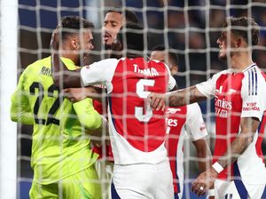 David Raya Merasa Beruntung Bisa Selamatkan Arsenal dari Kekalahan