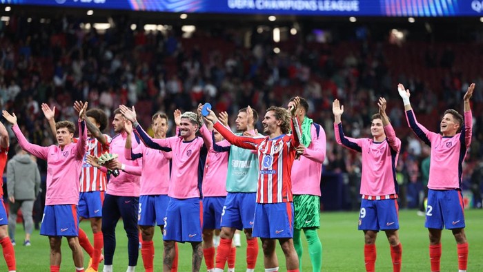 Atletico Madrid Soccer Football - Champions League - Atletico Madrid v RB Leipzig - Civitas Metropolitano, Madrid, Spain - September 19, 2024 Atletico Madrids Antoine Griezmann celebrates after the match REUTERS/Violeta Santos Moura